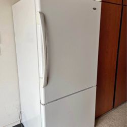 Amana Refrigerator