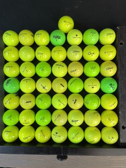 Golf balls - Color