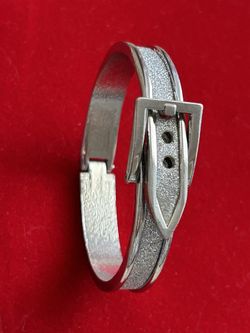 Stainless Steel Silver Glitter Belt Buckle Bangle Bracelet With Hinge.