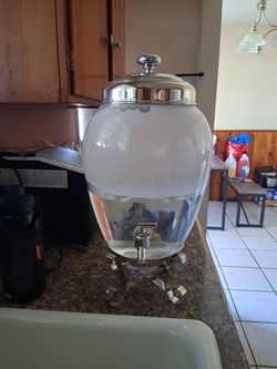 Glass Beverage Dispenser with Metal Stand