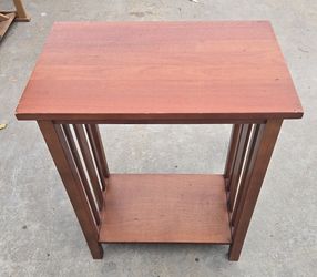 Mission Style Wood 2 Tier End Table Vertical Slat Side Panels