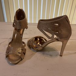 Rise Gold/copper Heels Size 5