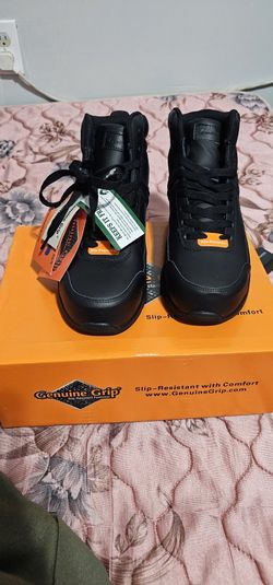 Genuine Grip Slip Resistant Footwear Men Size 9 US