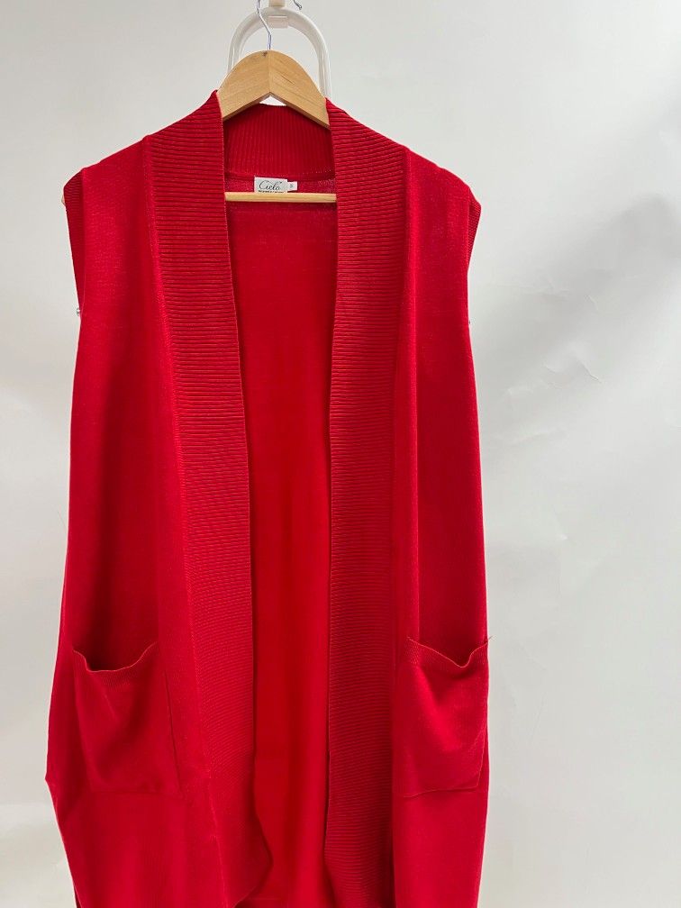 Cielo Women's Open Front Sleeveless Cardigan Red