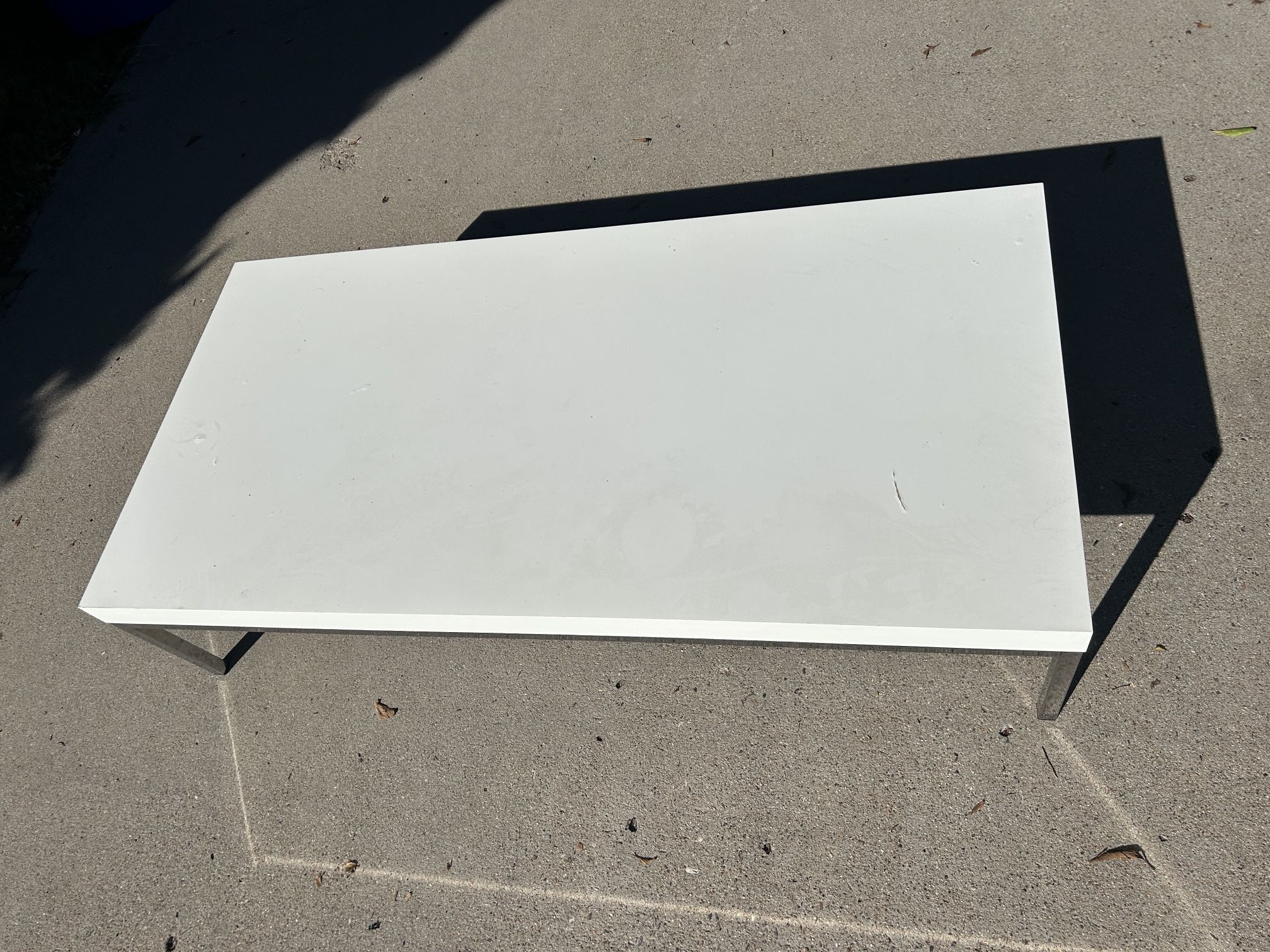 IKEA Klubbo White Coffee Table