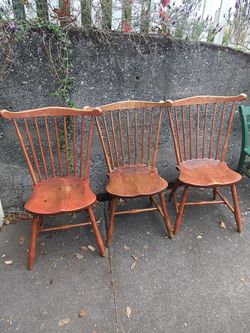 STICKLEY Mid 20th Century Pair of Vintage Solid Fan Back Windsor Side Chairs