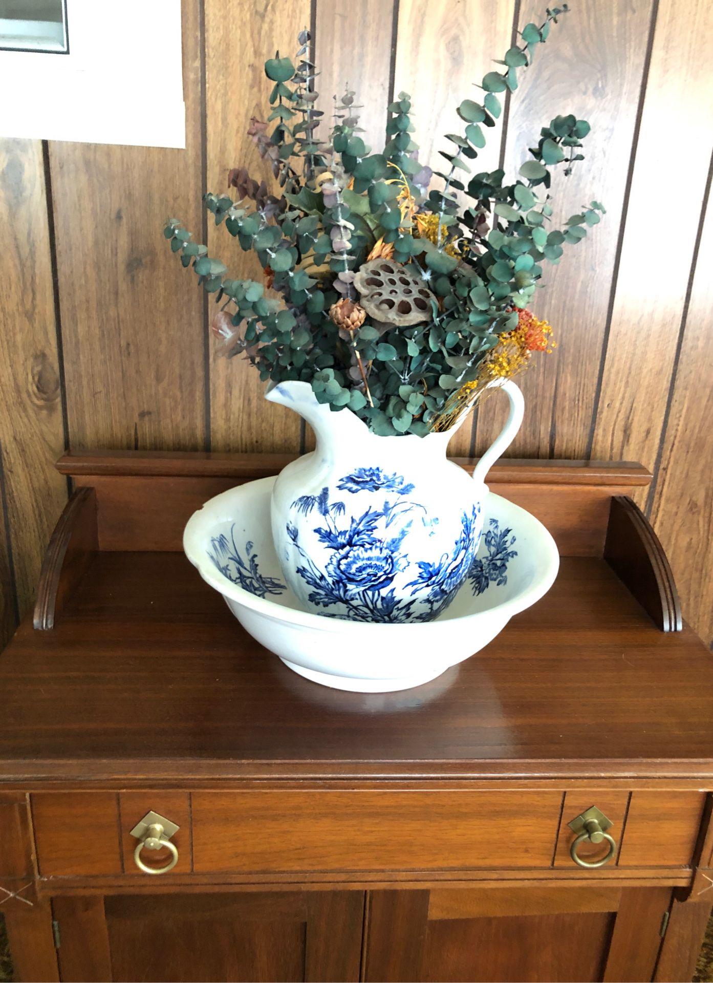 Vintage picture and bowl