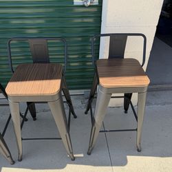 Metal Barstools Set of 4 Counter Bar Stools with Wood Top Low Back Matte Black