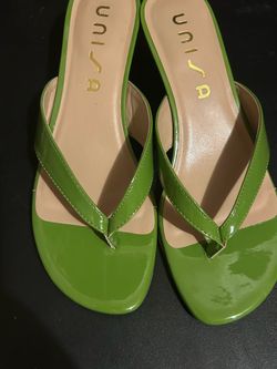 Green kitten heels