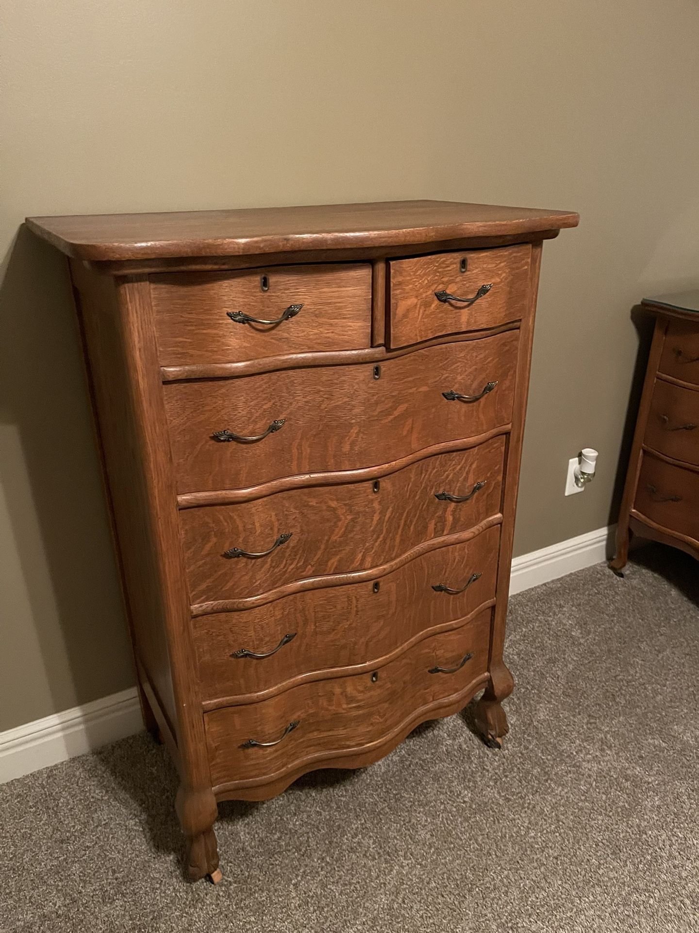 Highboy Dresser - 6 Drawers Solid Wood Antique Old Style