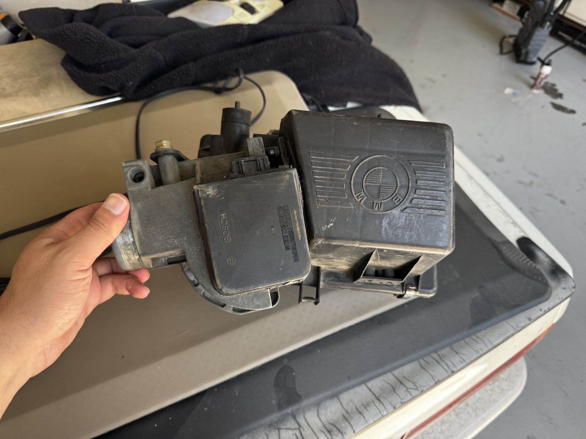 Oem e30 Intake With MAF