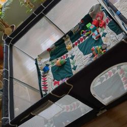 Large Play Pen