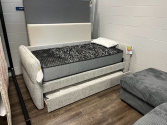 Daybed with trundle and 2 mattresses! NEW!