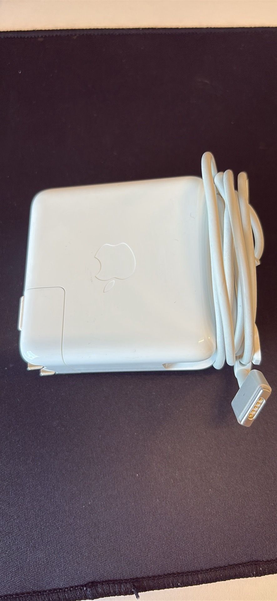 Apple MagSafe Charger