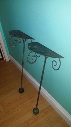 Iron shelfs..32 inches tall..1 ft wide..great condition!