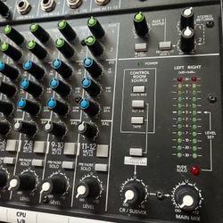 Mackie music Mixer w/DW Stand
