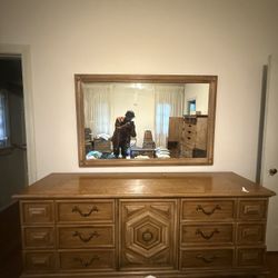 Vintage Solid Wood Bedroom Set – Dresser, Mirror & Armoire