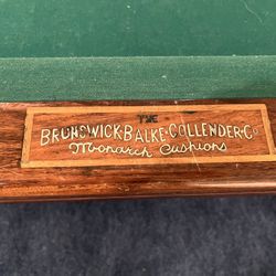 Brunswick  Kling Pool Table 
