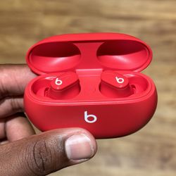 Beats Studio Buds 