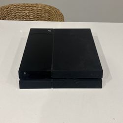 PS3 w/ 2 Controllers