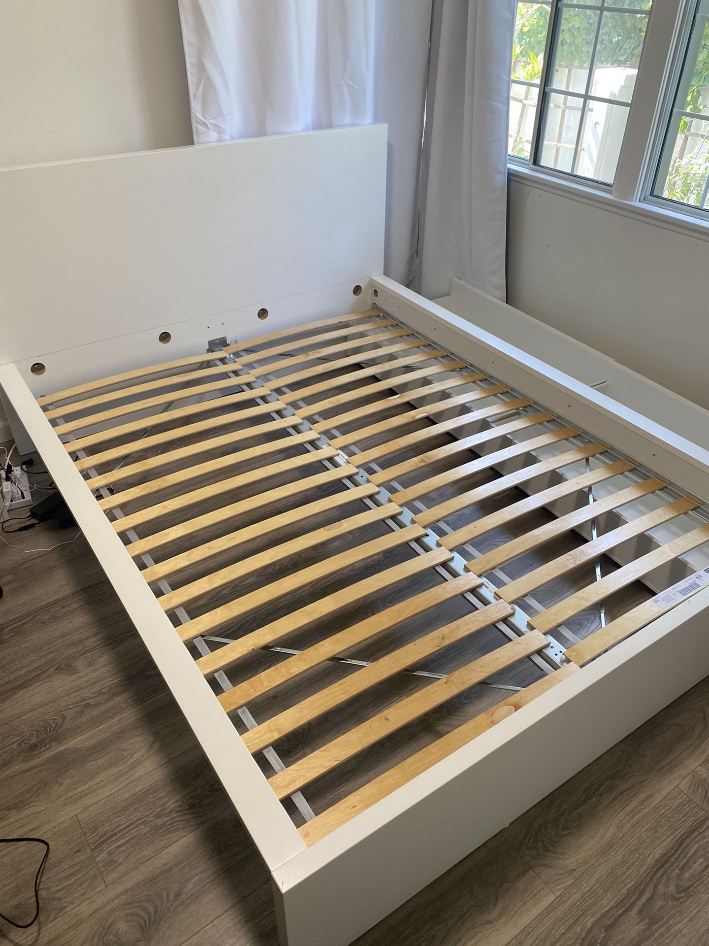 IKEA MALM Storage bed frame with 4 Drawers, white with Luröy Wooden Slates, Queen Size