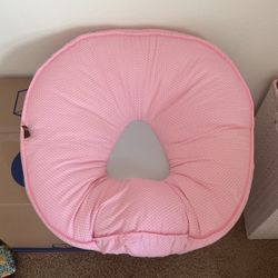 Infant Lounge 