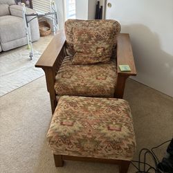 Craftsman Style Armchair And Ottoman