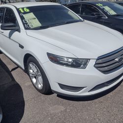 2016 Ford Taurus