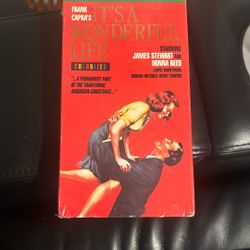 It’s A Wonderful Life—->Sealed VHS Copy  ((Colorized Version))