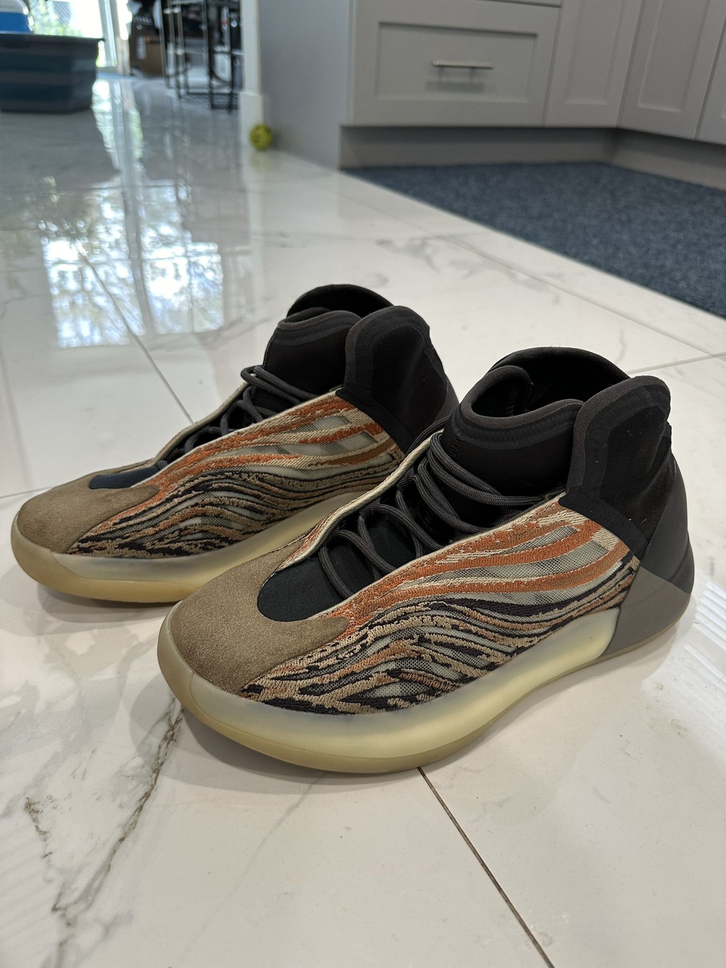 Adidas Yeezy QNTM Originals Size