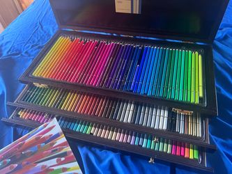 HOLBEIN artist colored pencils set