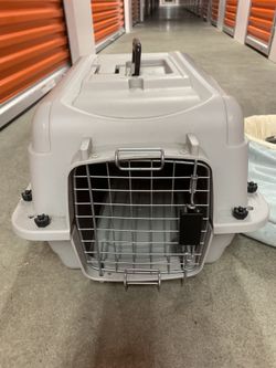 Pet Kennel & Bed
