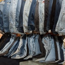 HUGE NAME BRAND CLOTHES LOT