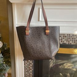 Large barely Used Calvin Klein bag