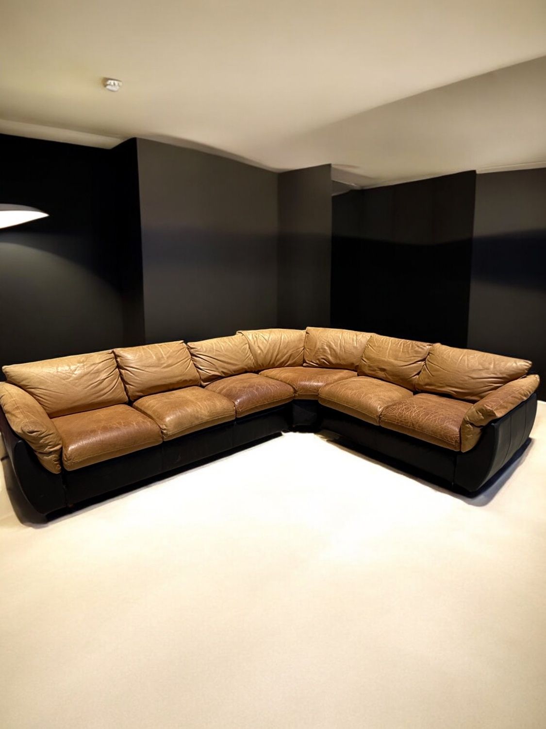 🛋 Genuine Leather Sectional Sofa 🚚 DELIVERY AVAILABLE