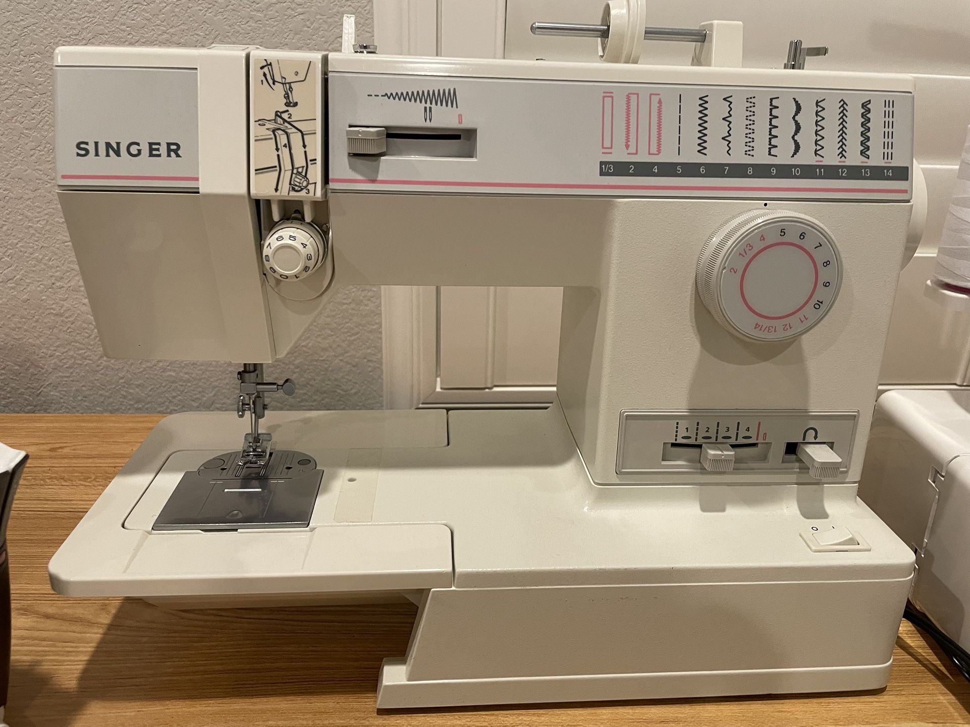Janome Basic Sewing Machine For Beginner & Singer Mechanical Sewing