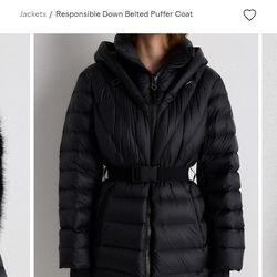 Quince New  down belted puffer coat black with hoodie