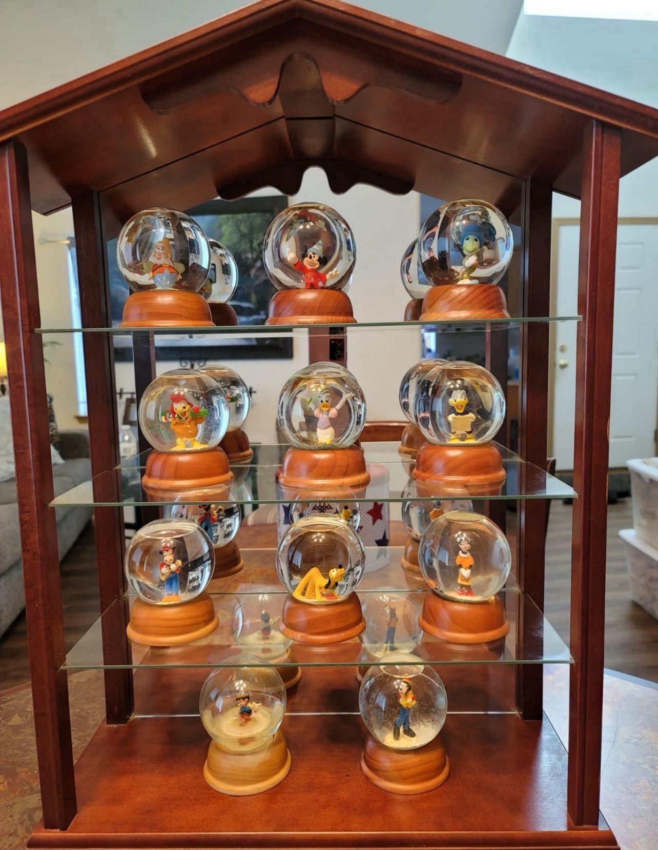 Disney Snow Globes 1st Edition 1990’s