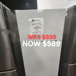 GE 17.5 CU. FT. TOP FREEZER AND BOTTOM REFRIGERATOR 