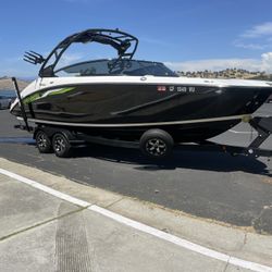 2021 Yamaha 252XE open to reasonable offer