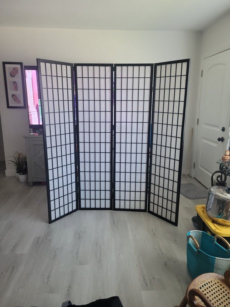 4-panel Divider