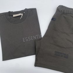 New Essentials Fear Of God “Jet Black” Shorts/Shirt Set Size S, M, L, XL