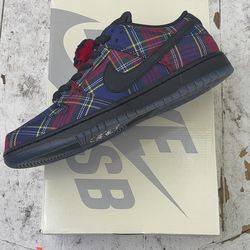 Nike SB Dunk Low Nardwuar