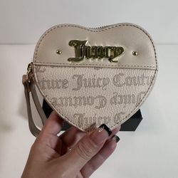 JUICY Couture Heart Wristlet (NWOT)