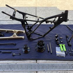 1982  Kawasaki Model:KX125B1