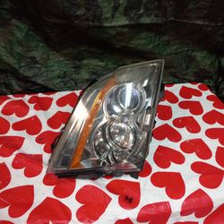 2008-13 Cadillac CTS Left Headlight 
