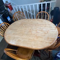 💥FREE💥 Dining Table And 6 Chairs