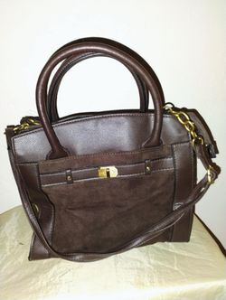 Elegant Brown Leather Handbag In Good Condition