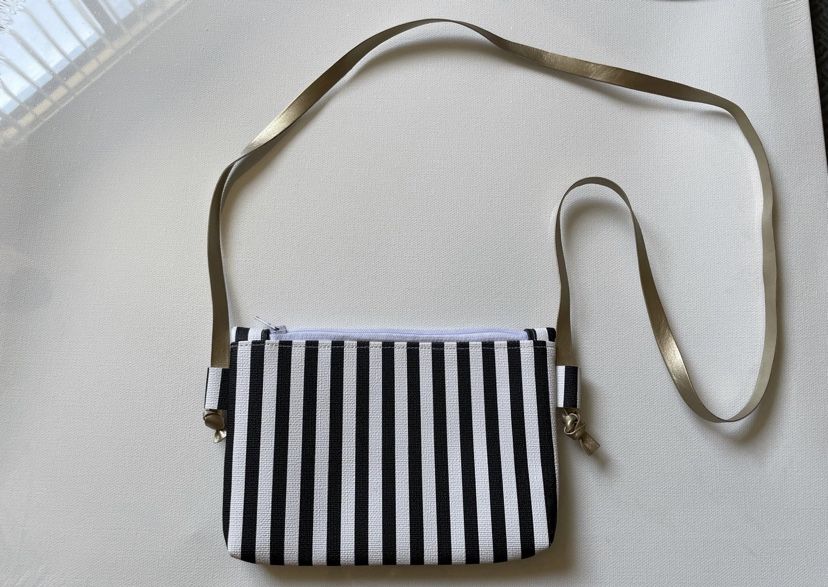 Small Mini Striped Shoulder Bag for Women or Girls Sz 7” Black, White & Gold