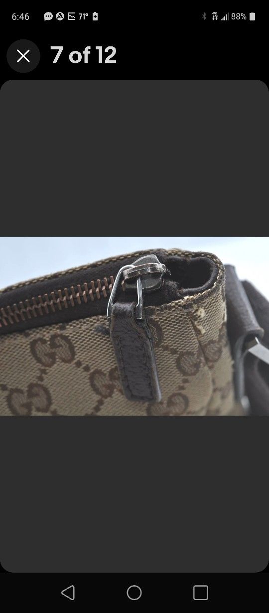 AUTHENTIC GUCCI SHOULDER BAG